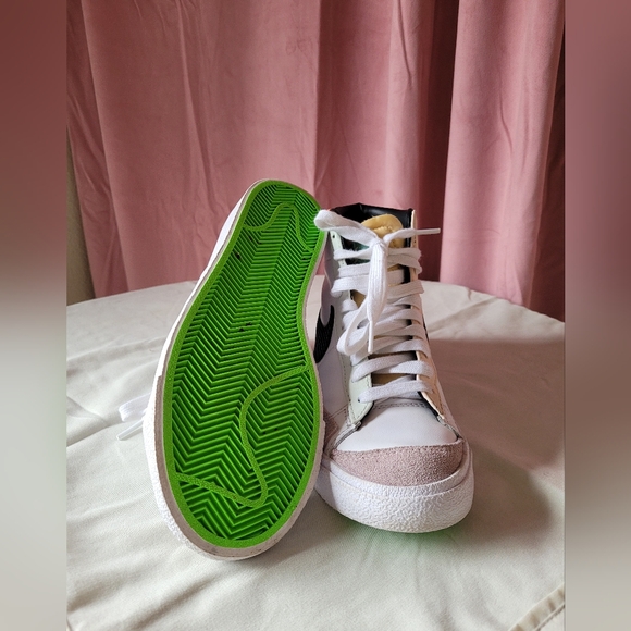 Nike Blazer Mid 77 - Picture 6 of 7